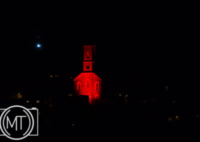 Kirche Sankt Maximusin rot